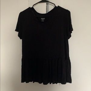 Black swing bottom tee